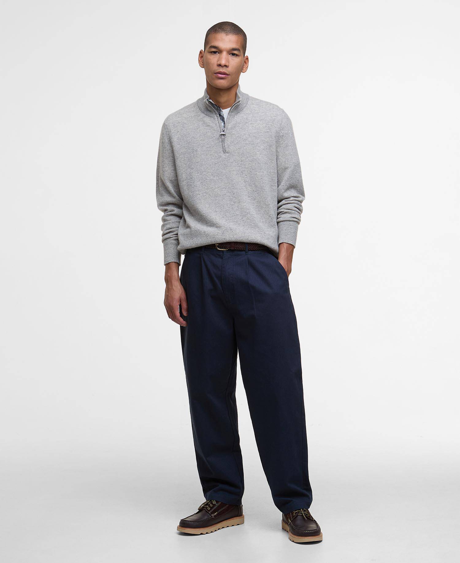 Pullover Waterbury Half-Zip image number 1