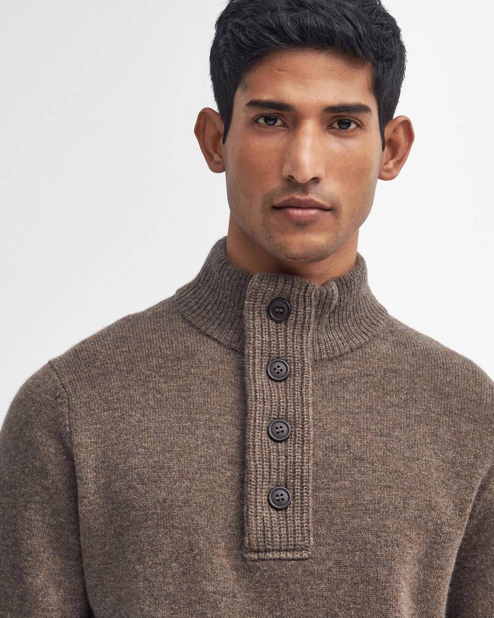 Essential Pullover Patch Half Zip