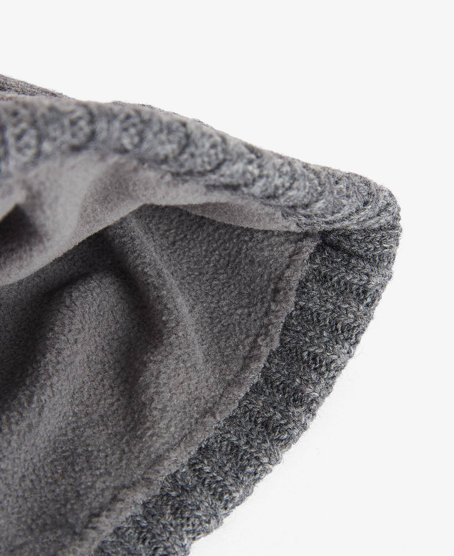 Beanie Carlton image number 2