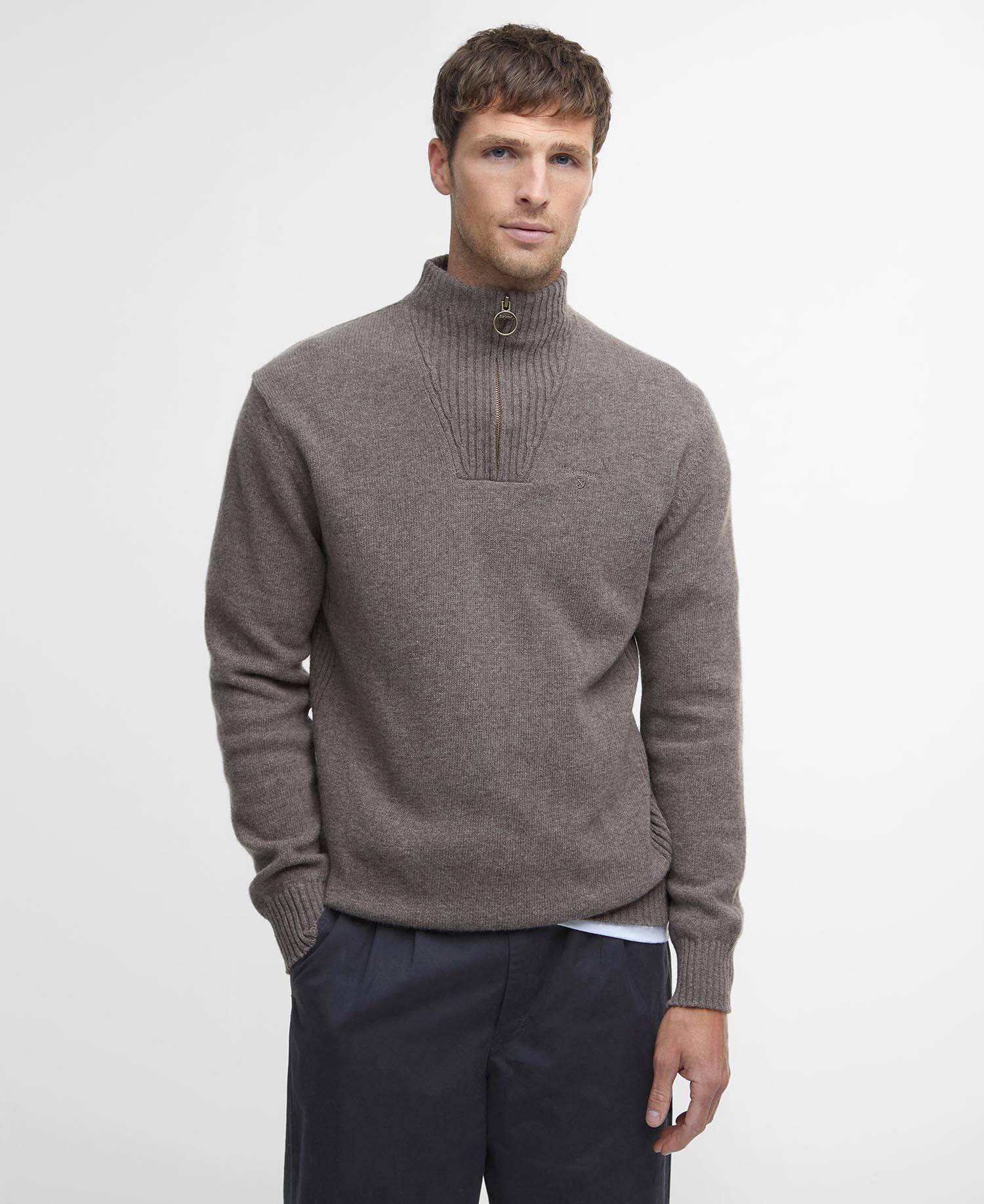 Pullover Essential Half Zip image number 0