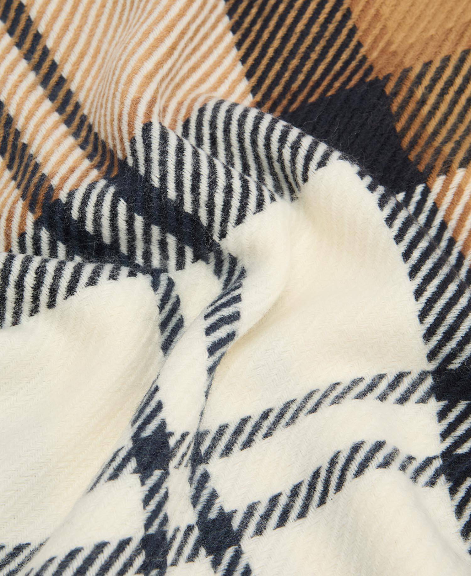 Geschenkset Beanie & Schal Pendle image number 8