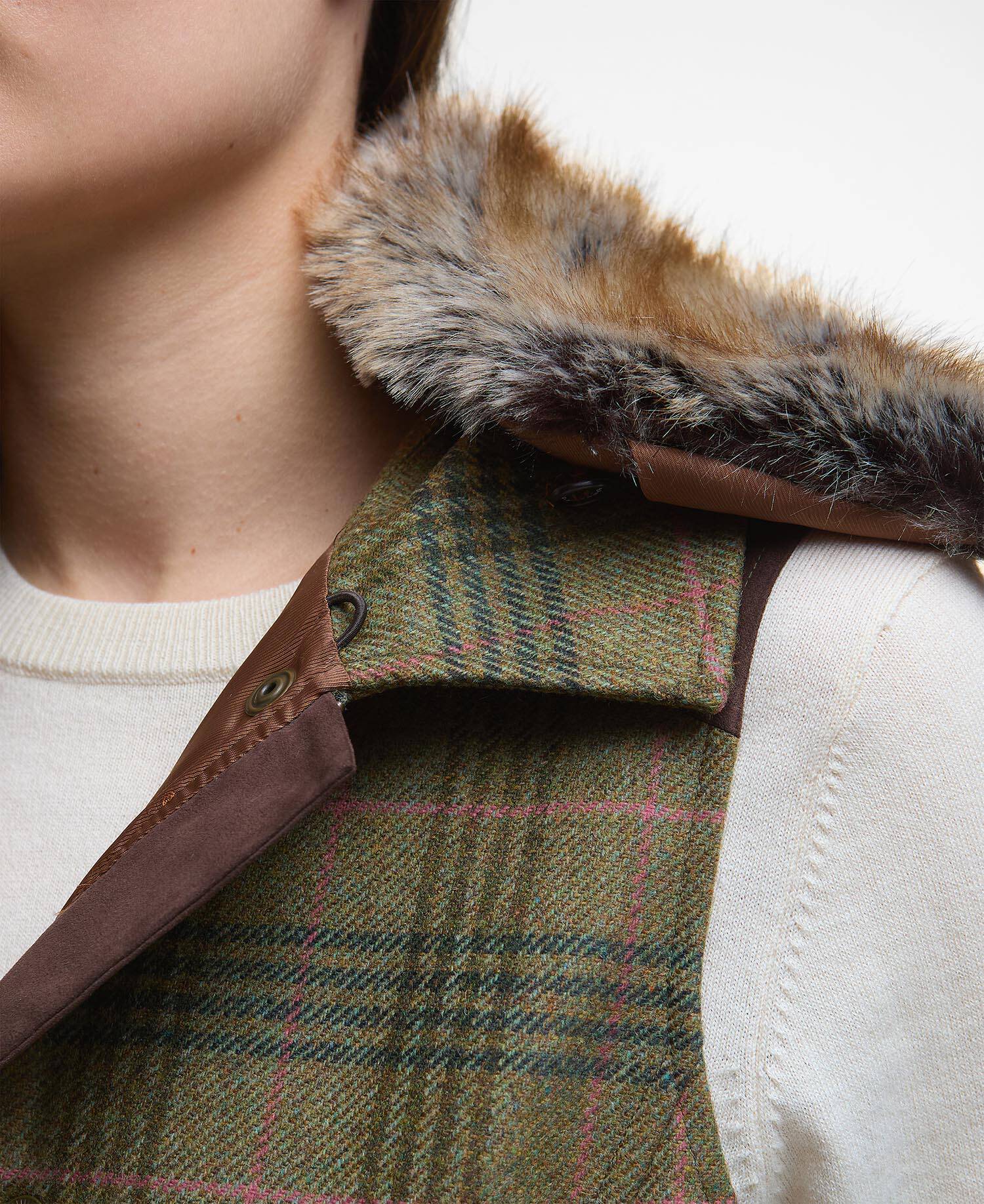 Wollweste Rosemary image number 6