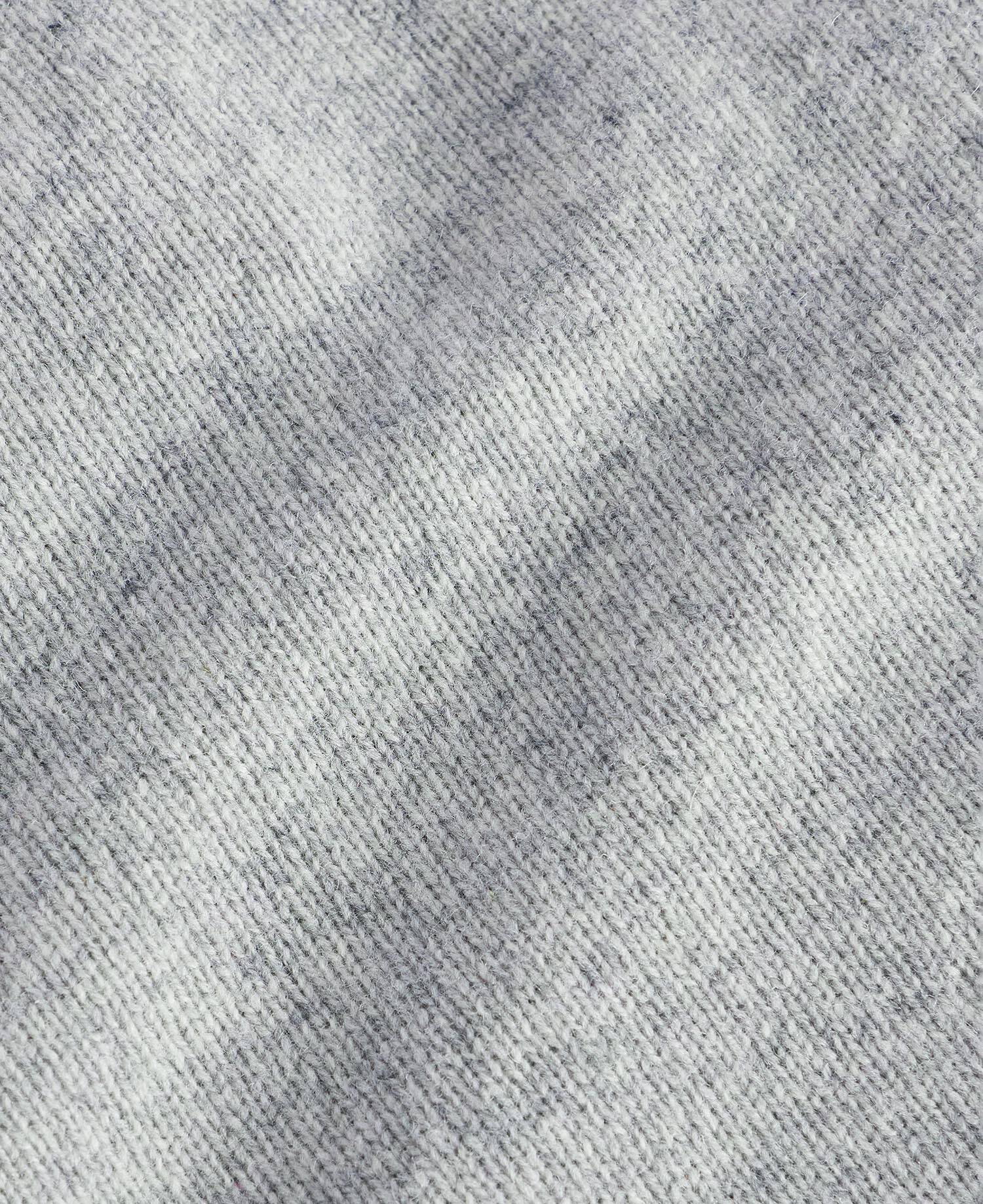 Pullover Essential image number 6