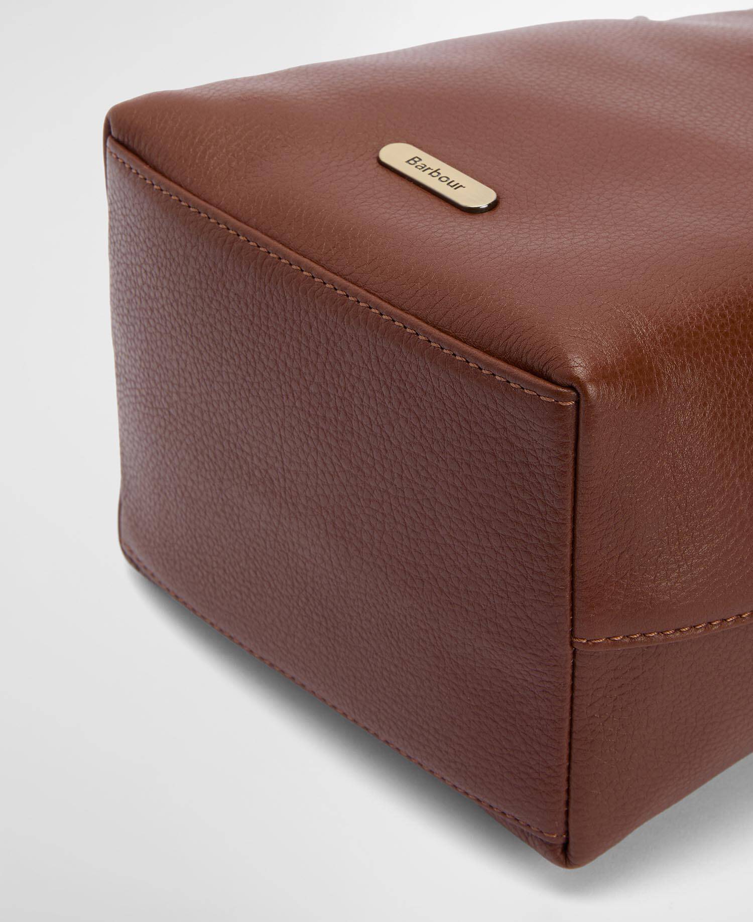 Bucket Bag Cedar Leder image number 8