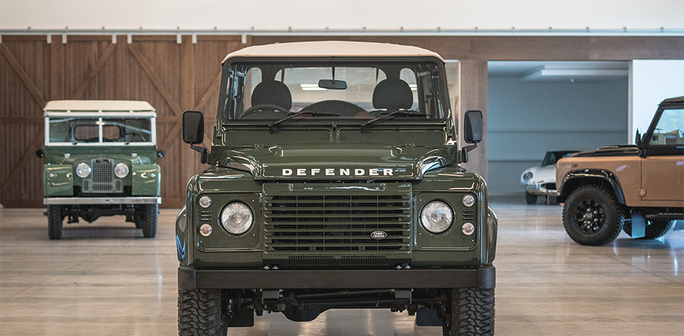 barbour defender collection